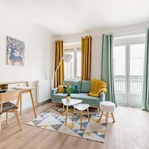 Appartement Parenthese Calme Design Hypercentre, Saint-Etienne (Loire)